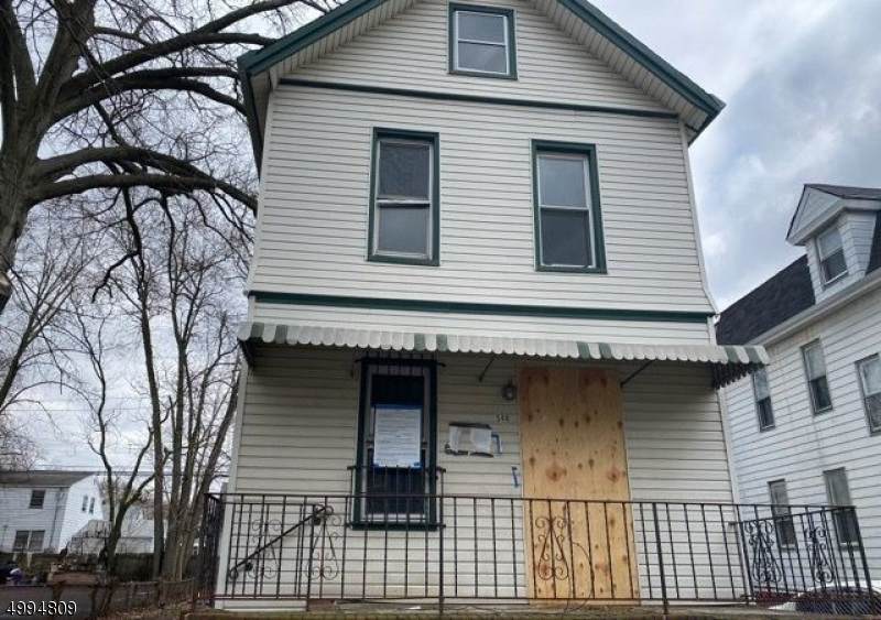 540 S Clinton St - Photo 1
