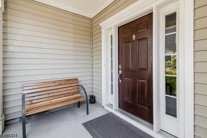 9 Whitney Farm Pl - Photo 1