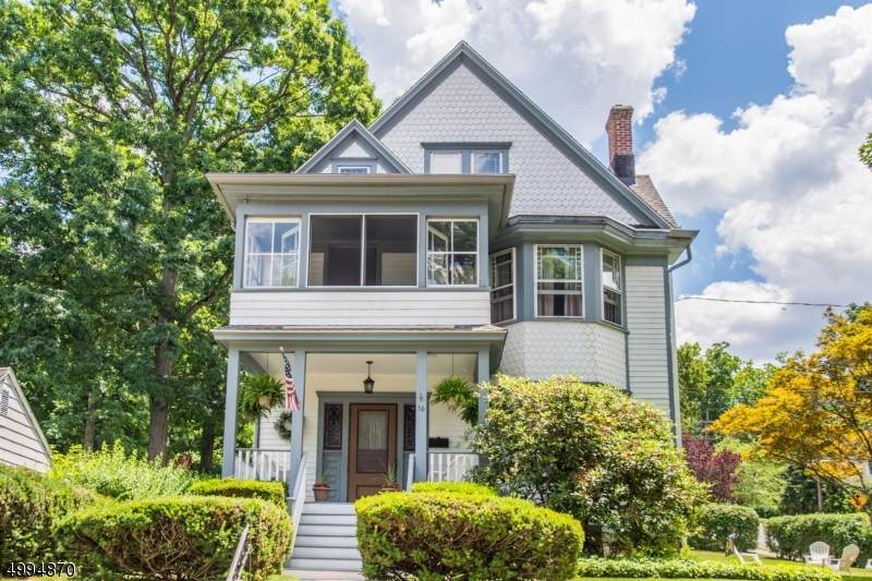 36 Hillside Ave - Photo 1