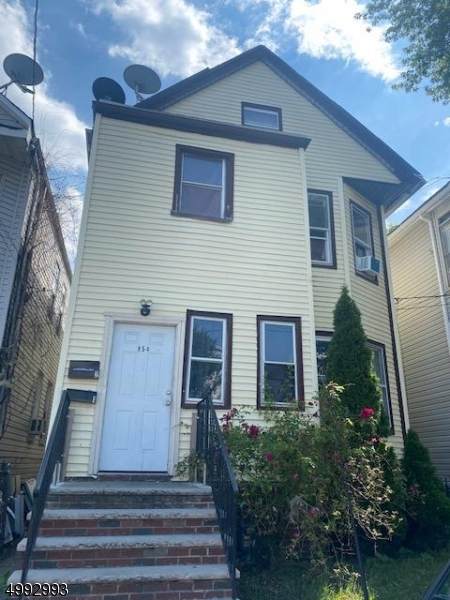 854 Bond St - Photo 1