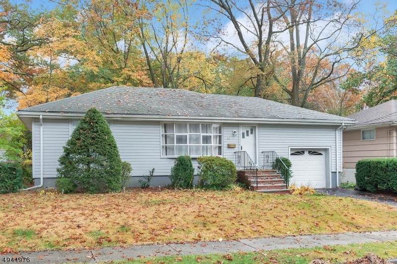 32 Grand Ave - Photo 1