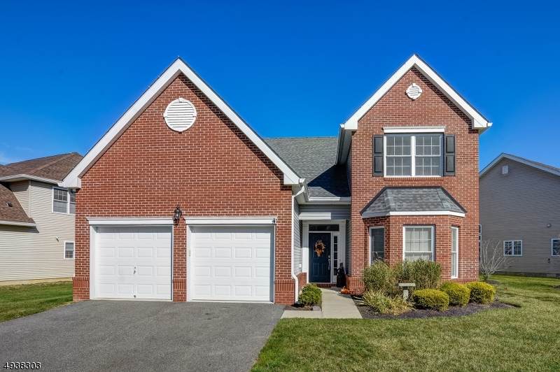 24 Bluffs Ct - Photo 1