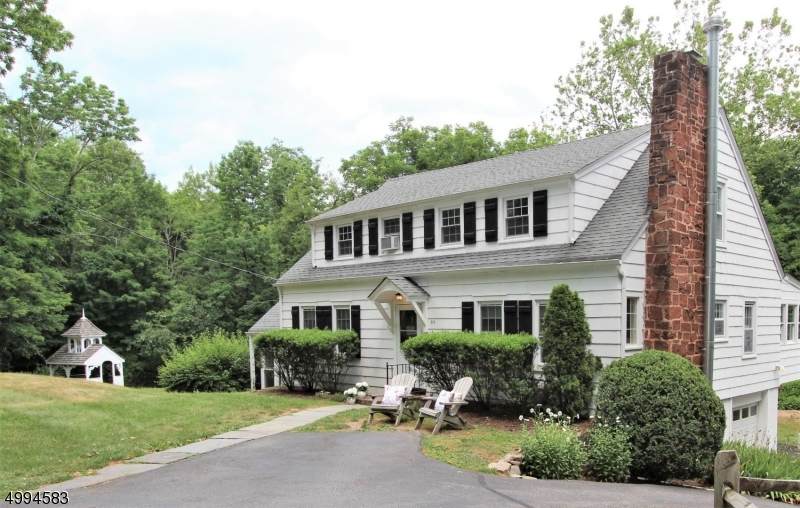 214 W Saddle River Rd - Photo 1