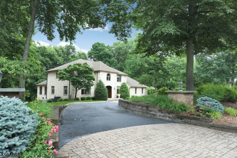 781 Peach Tree Ln - Photo 1