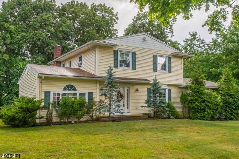 36 Sears Pl - Photo 1