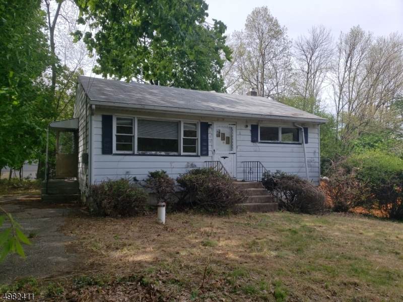 123 Route 46 - Photo 1