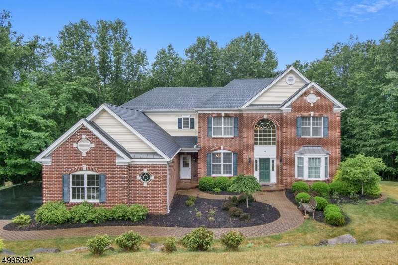 41 Ridgeline Dr - Photo 1