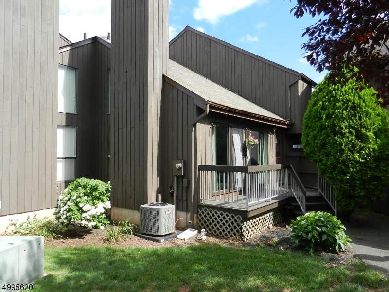 30 Bloomingdale Dr - Photo 1