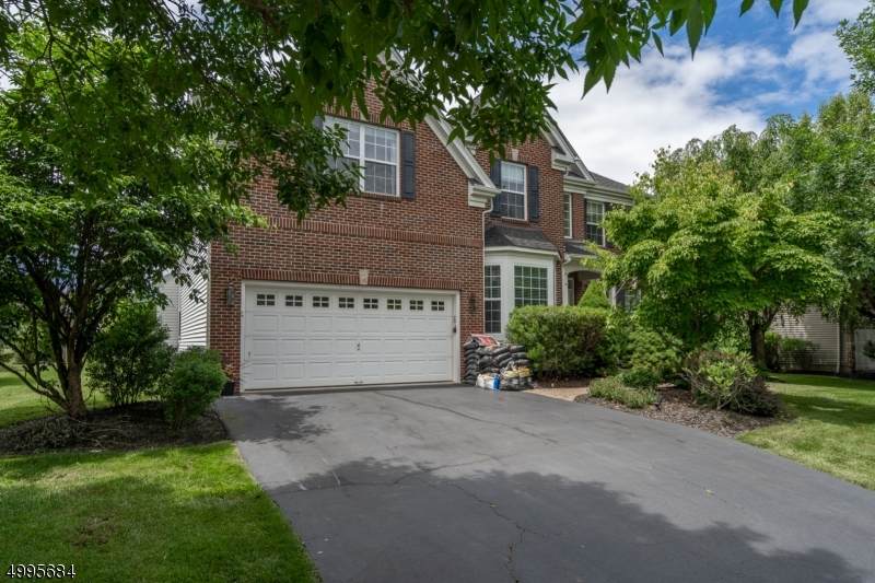 12 Crestview Dr - Photo 1
