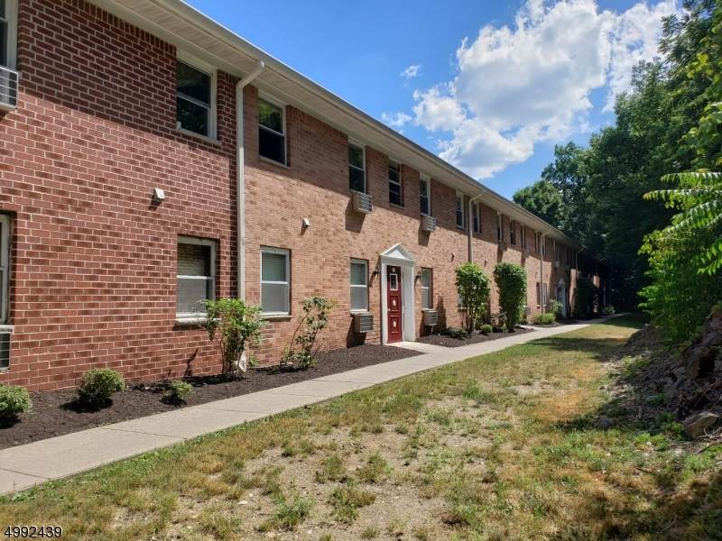 100 Pierson Miller Dr-D23 - Photo 1