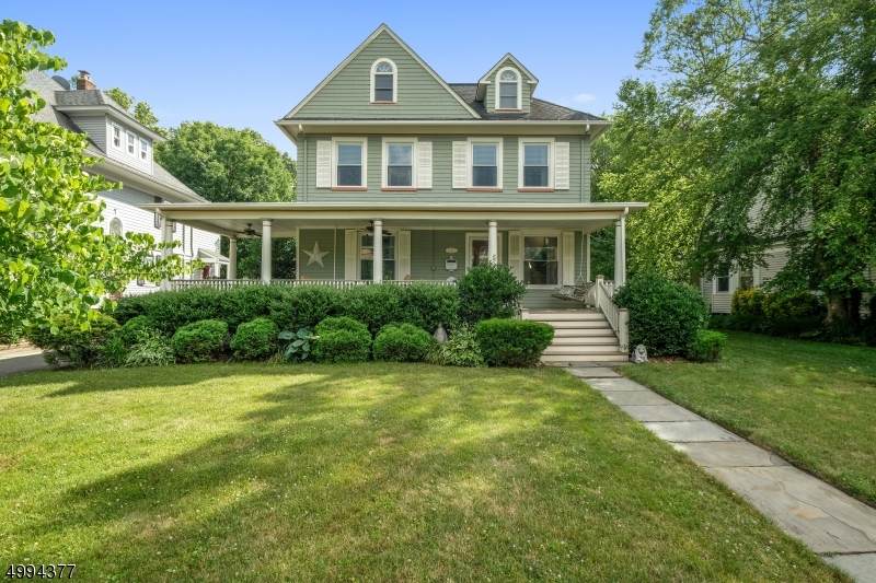 135 N Euclid Ave - Photo 1
