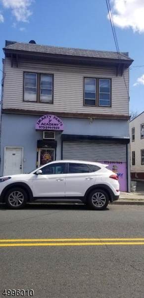 988 Stuyvesant Ave - Photo 1