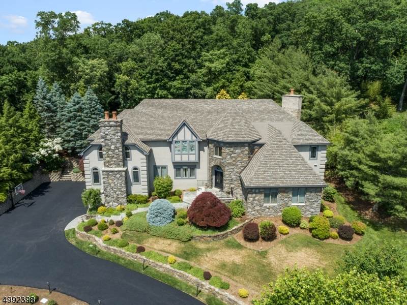 8 Shadow Ridge Rd - Photo 1
