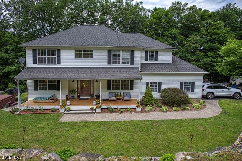 20 Briar Ln - Photo 1