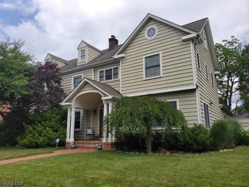 60 Mountain Ave - Photo 1