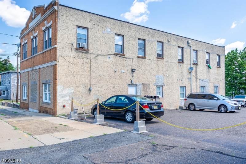 250 Amboy Ave - Photo 1