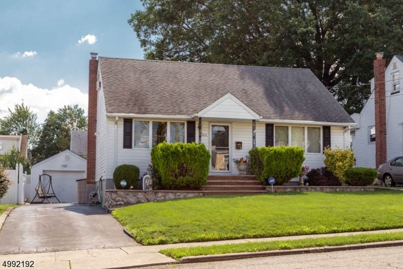 263 Lenox Ave - Photo 1