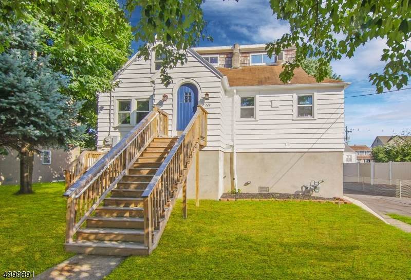 222 Peabody Ave - Photo 1