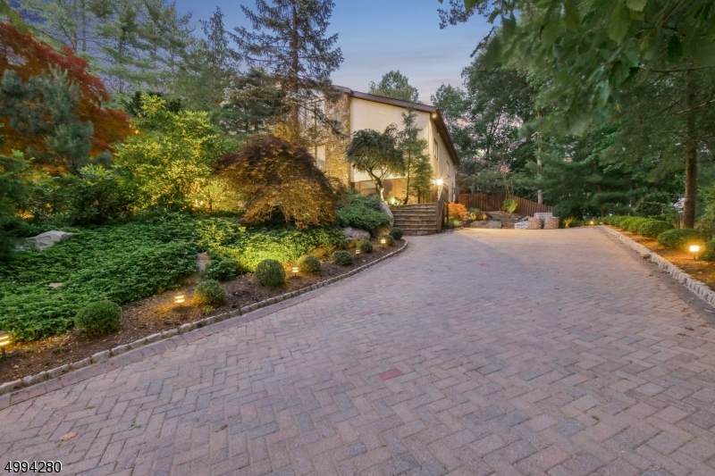 6 Lenape Rd - Photo 1
