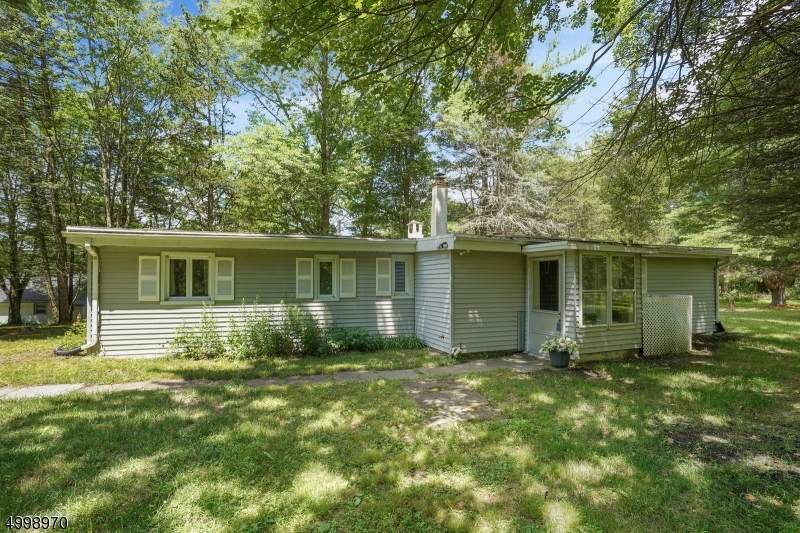 16 Hill Rd - Photo 1