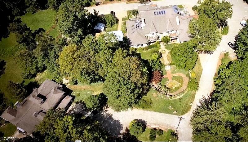 85 Tamarack Rd - Photo 1