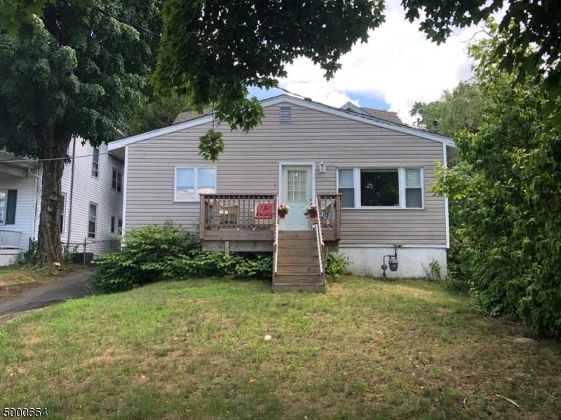 305 E Main St - Photo 1
