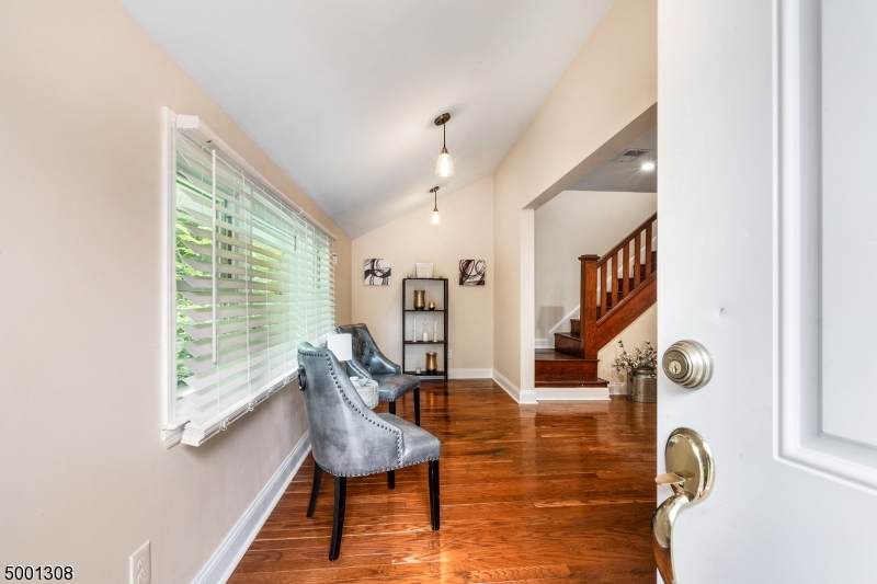 117 Brooklyn Rd - Photo 1