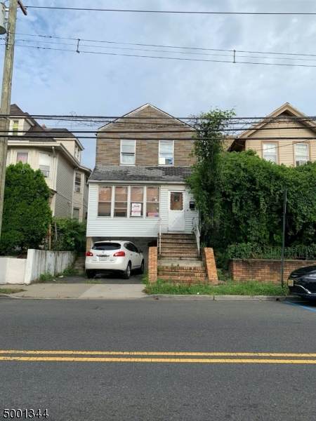 475 Stuyvesant Ave - Photo 1