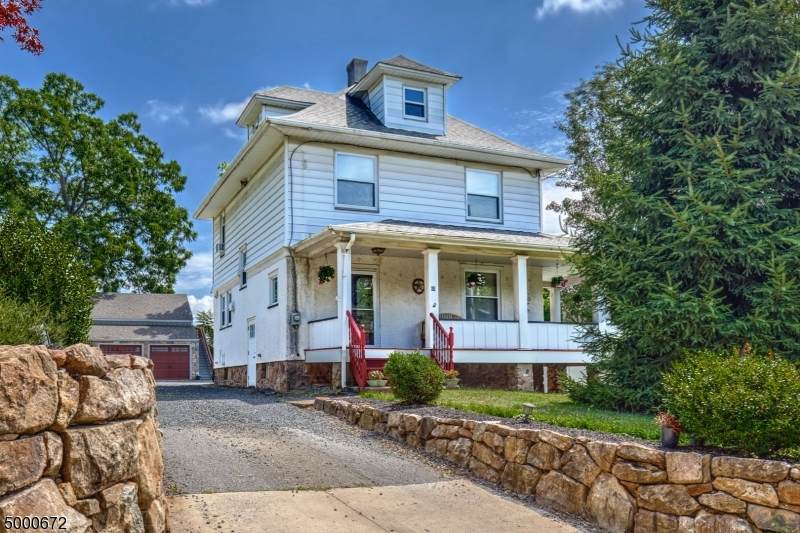 60 Hillside Ave - Photo 1