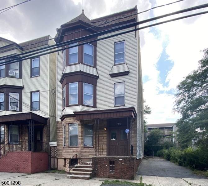 369 Littleton Ave Apt 1 - Photo 1