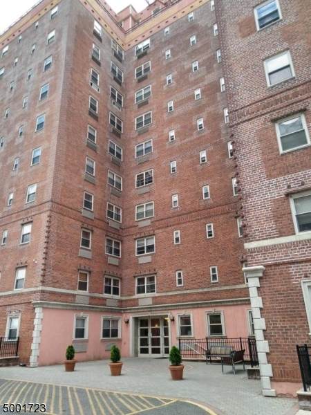 70 S Munn Ave Unit 310 - Photo 1