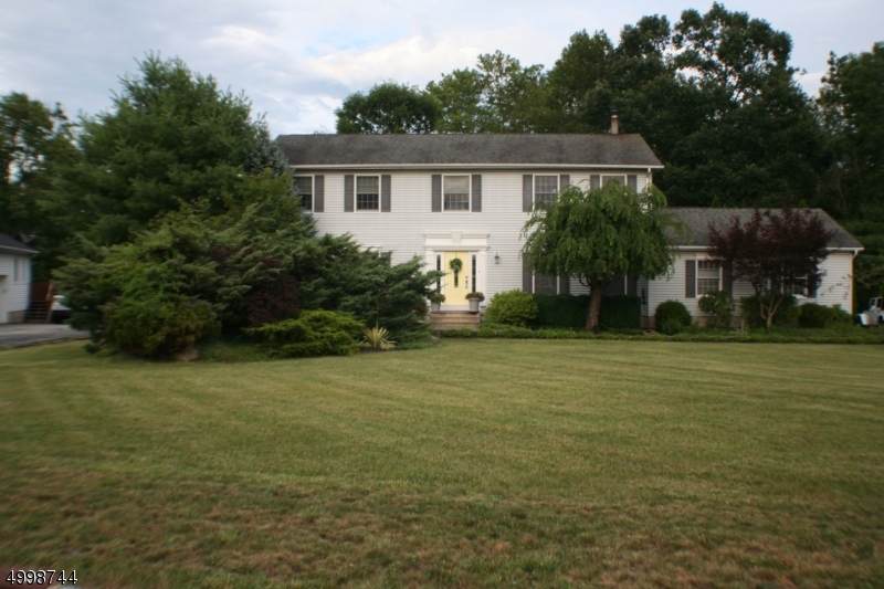 20 Willow Grove Ct - Photo 1