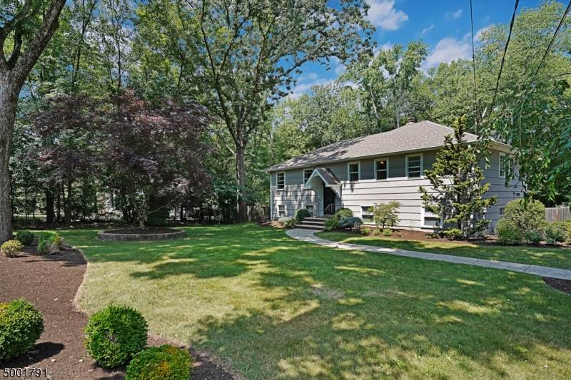39 Mountain Ave - Photo 1