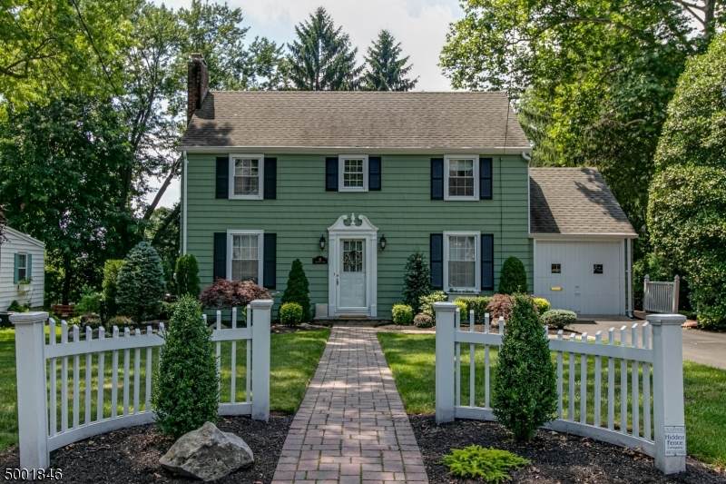 15 Edgewood Rd - Photo 1