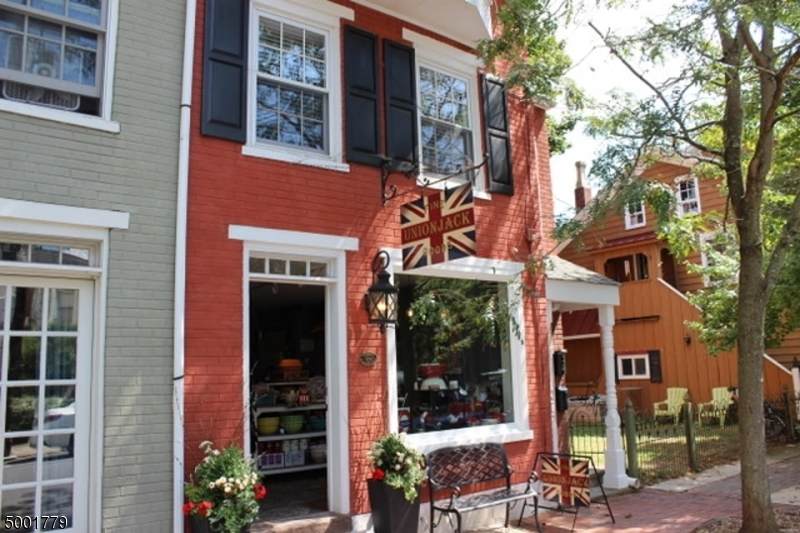 52 N Union St - Photo 1