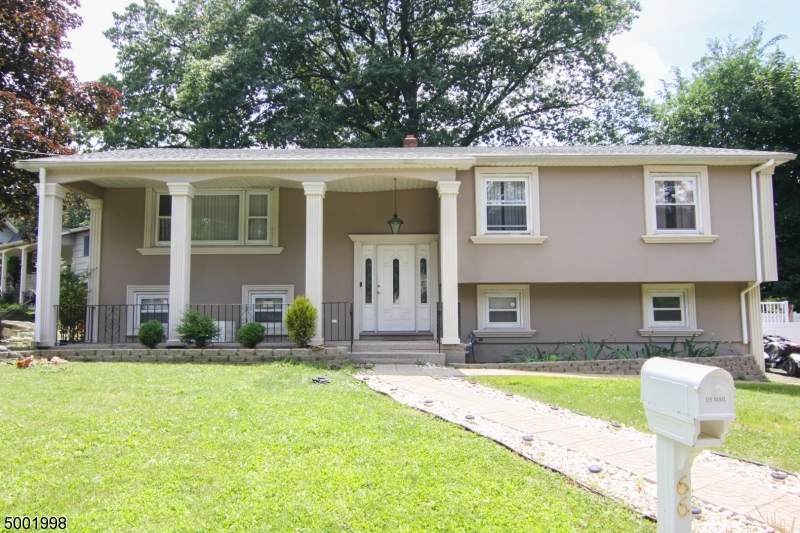 66 Lockwood Pl - Photo 1