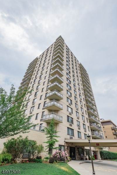 307 Prospect Ave - Photo 1