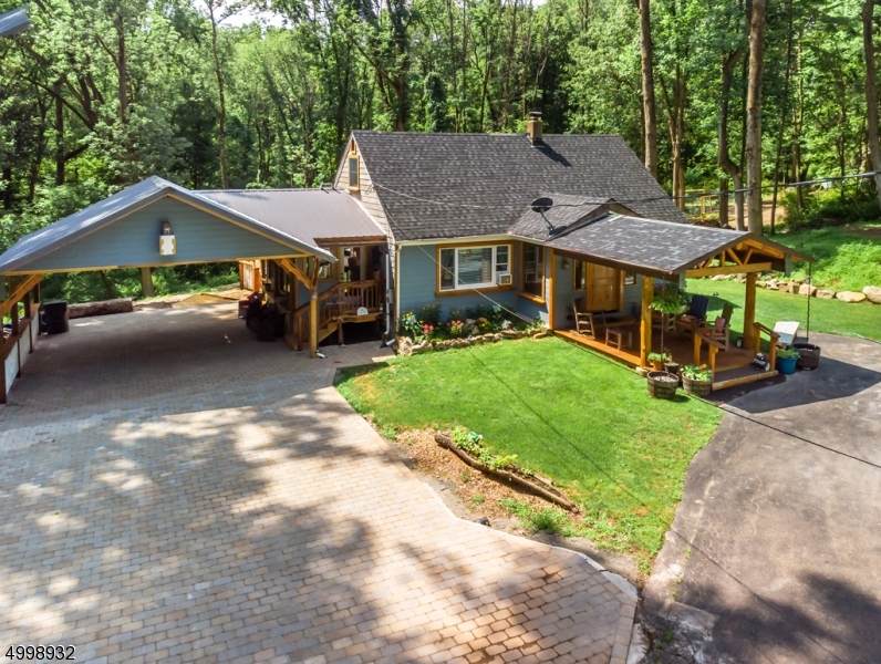 529 Drakestown Rd - Photo 1