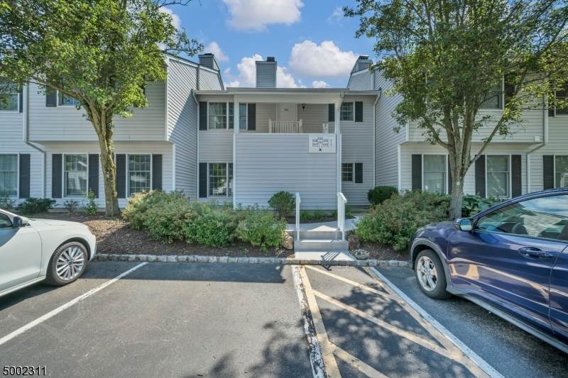 345 Phoebe Ct - Photo 1
