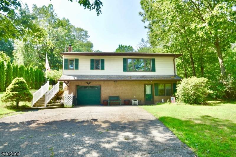 48 Rogers Dr - Photo 1