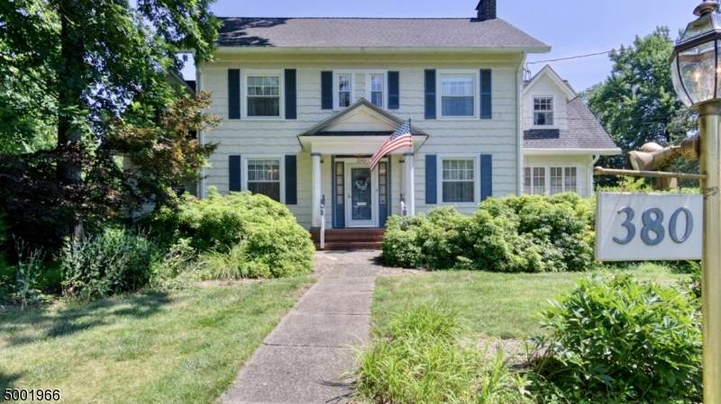 380 North Ave - Photo 1