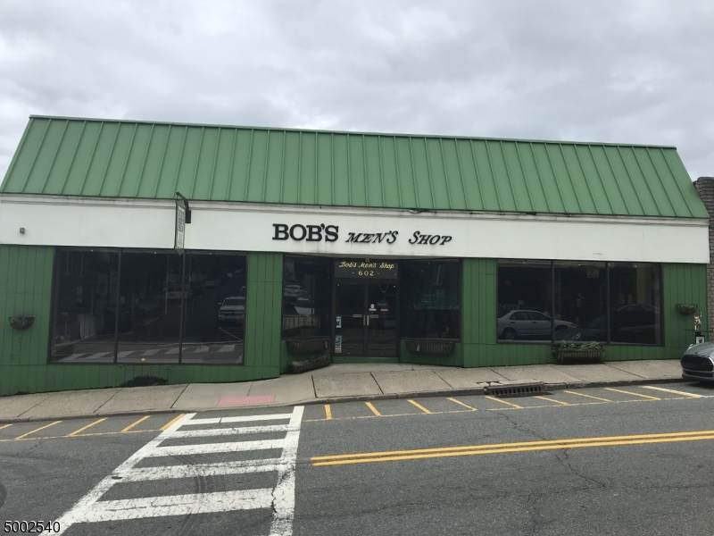602 Main St - Photo 1