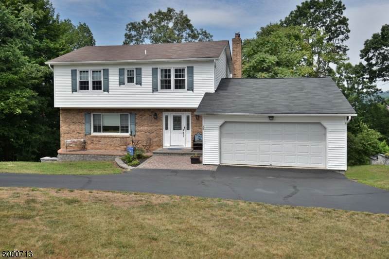 29 Cleary Ave - Photo 1