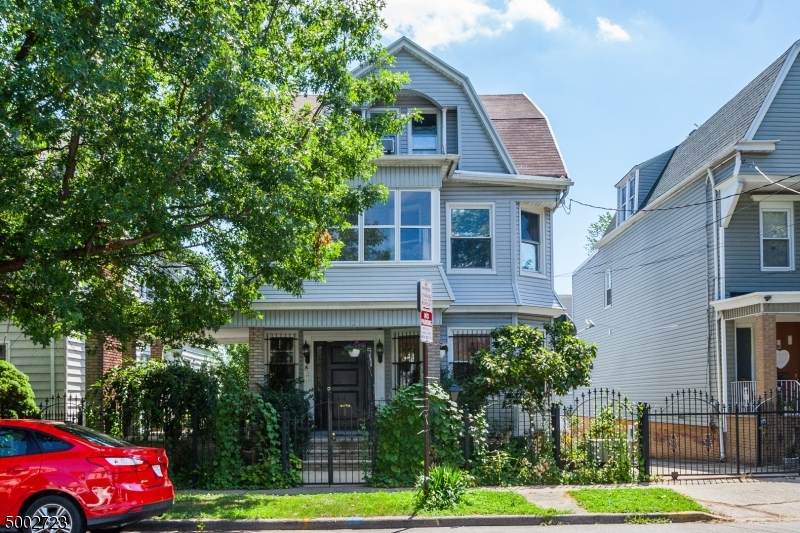 711 Clifton Ave - Photo 1