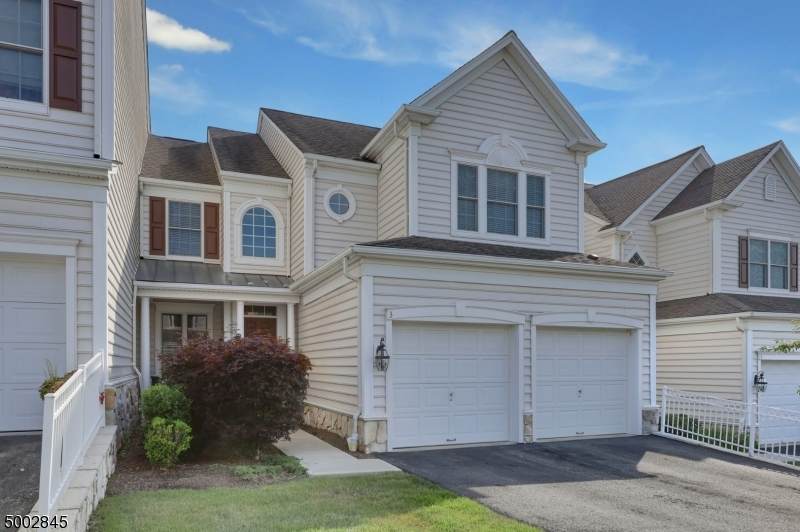 3 Congressional Ln - Photo 1