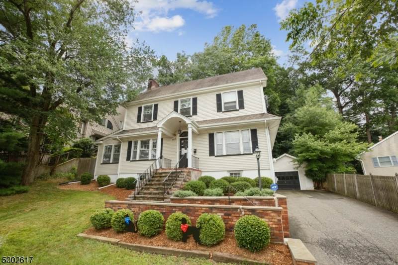 158 Washington St - Photo 1