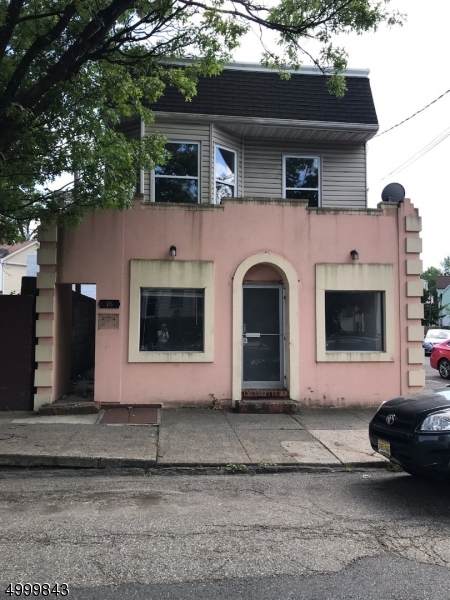 16 Myrtle St - Photo 1