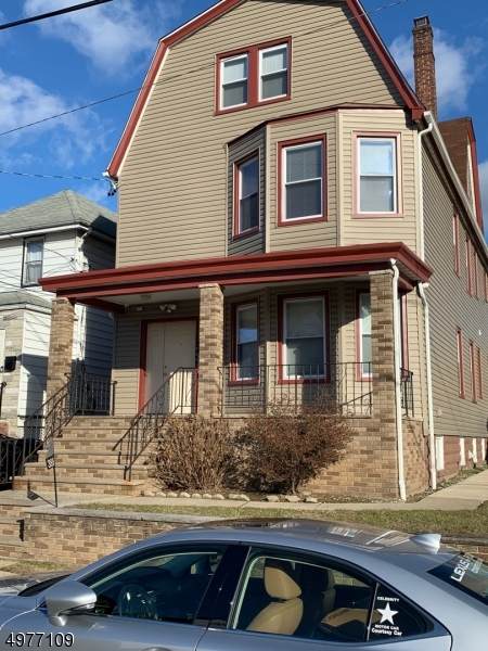 389 Russell St - Photo 1