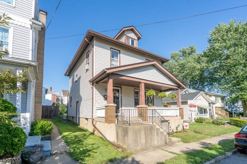 367 Grant St - Photo 1