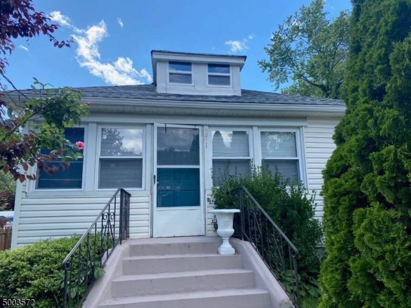 571 Goffle Rd - Photo 1